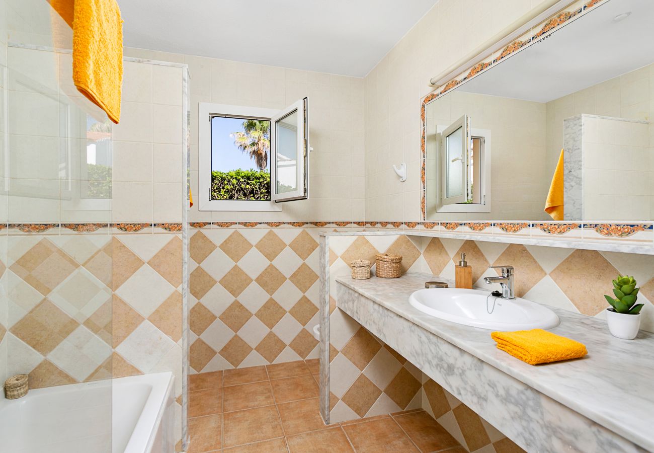 Villa en Cap d´Artruix - Menorca Pluton