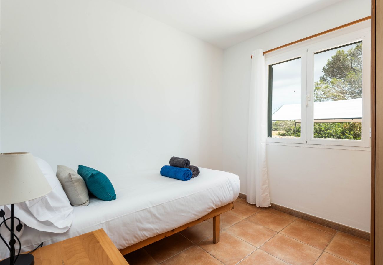 Villa en Cala Blanca - Menorca Binisaret 1