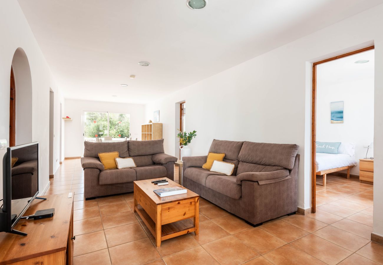 Villa en Cala Blanca - Menorca Binisaret 1