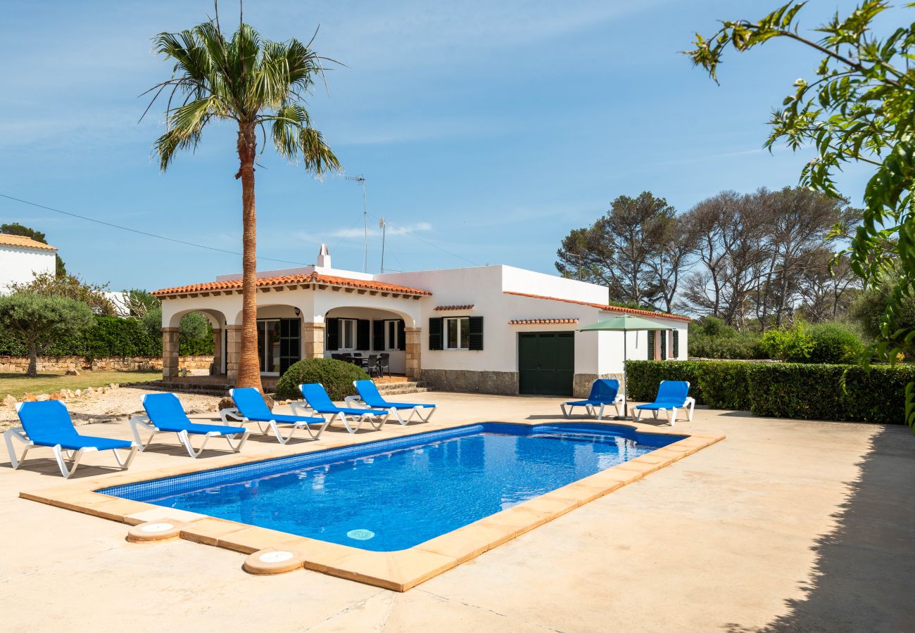 Villa en Cala Blanca - Menorca Binisaret 1