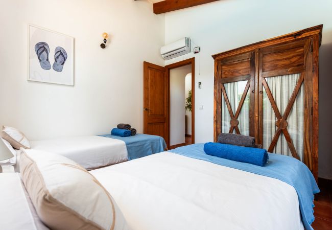 Villa en Cala´n Blanes - Menorca Juanita Villa en Cala´n Blanes - Menorca Juanita