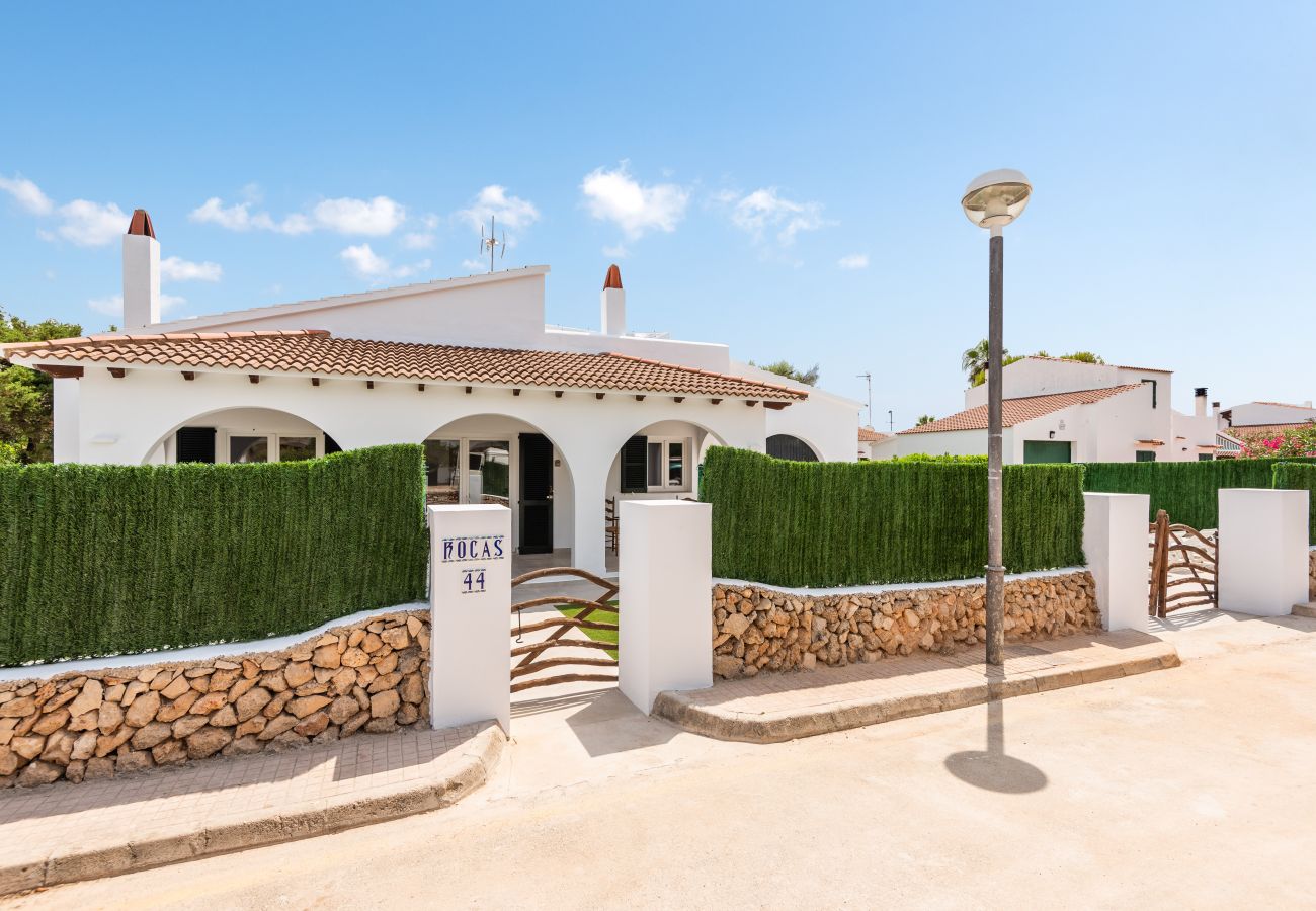 Villa en Cala´n Bosch - Menorca ROCAS