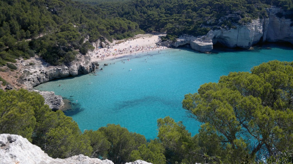 Cala Mitjana - MNKVillas