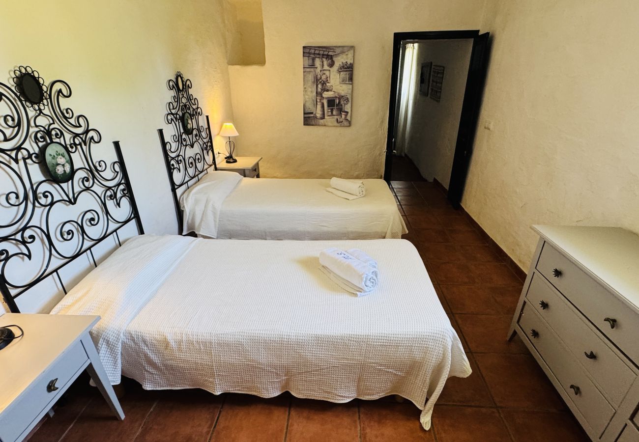 Country house in Maó - Finca BINIMAZOCH