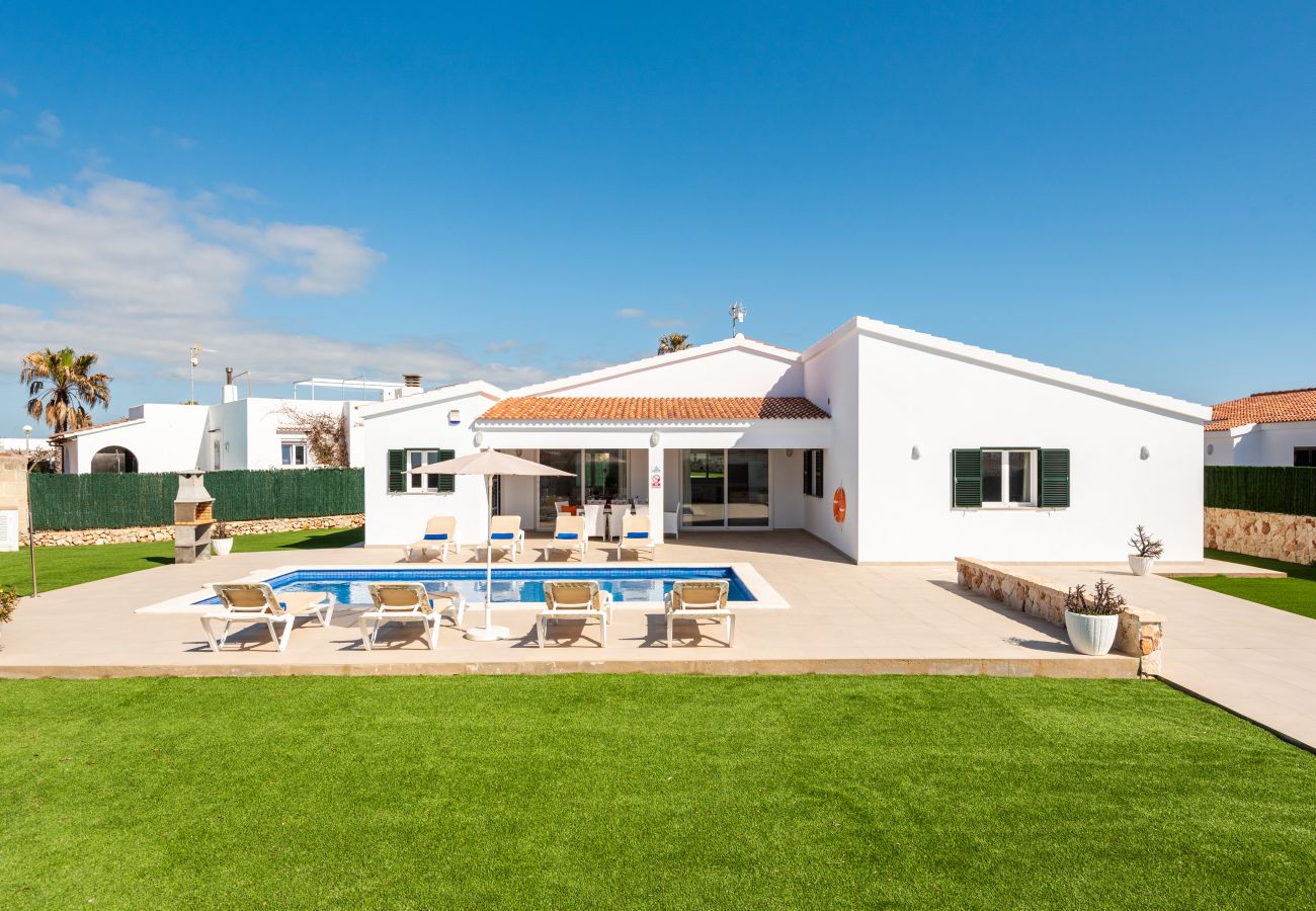 Villa in Cala´n Bosch - Menorca Neus