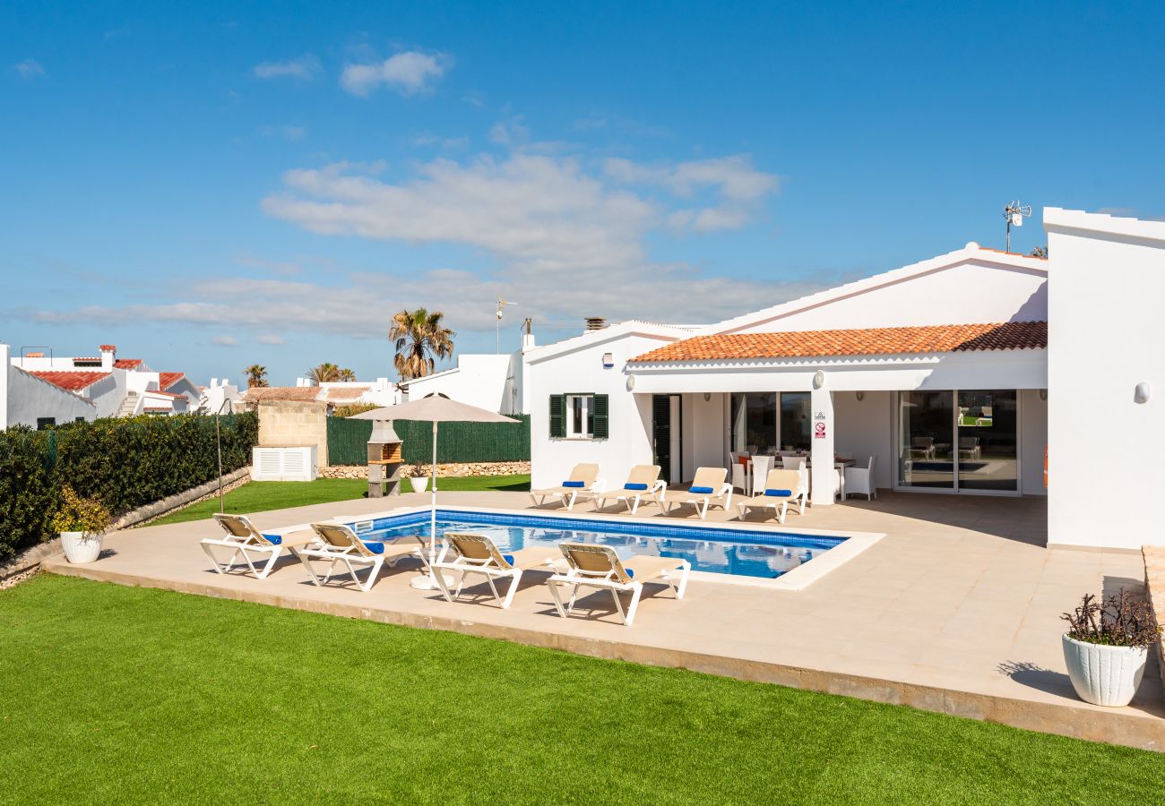 Villa in Cala´n Bosch - Menorca Neus