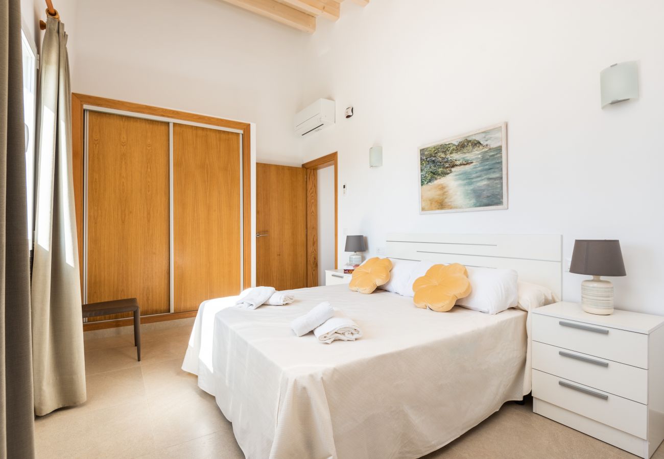 Villa in Cala´n Bosch - Menorca Neus