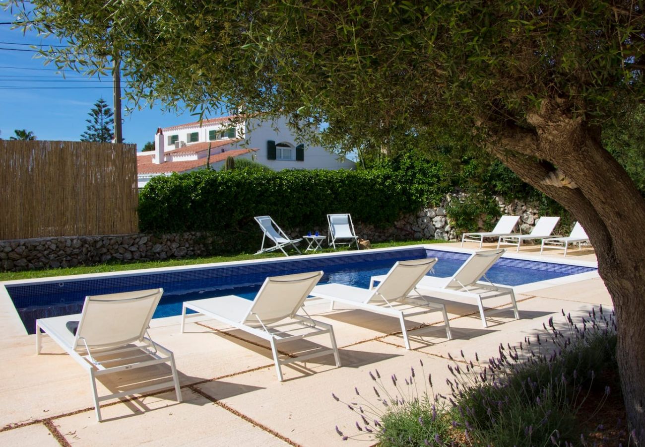 Villa in Es Castell - Villa HOEDIC