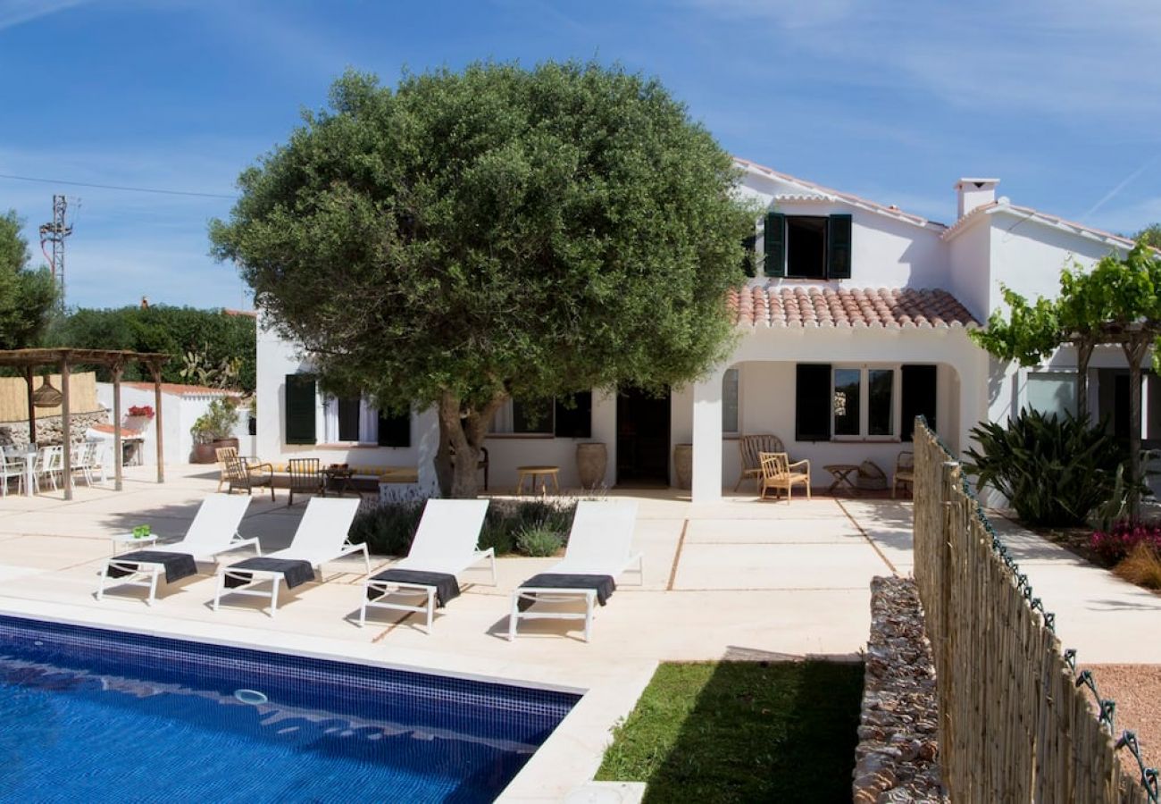 Villa in Es Castell - Villa HOEDIC