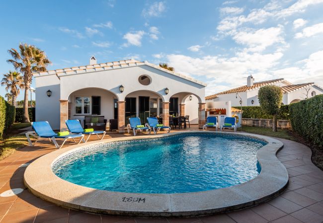 Villa in Cap d´Artruix - Menorca Fucsia Villa in Cap d´Artruix - Menorca Fucsia